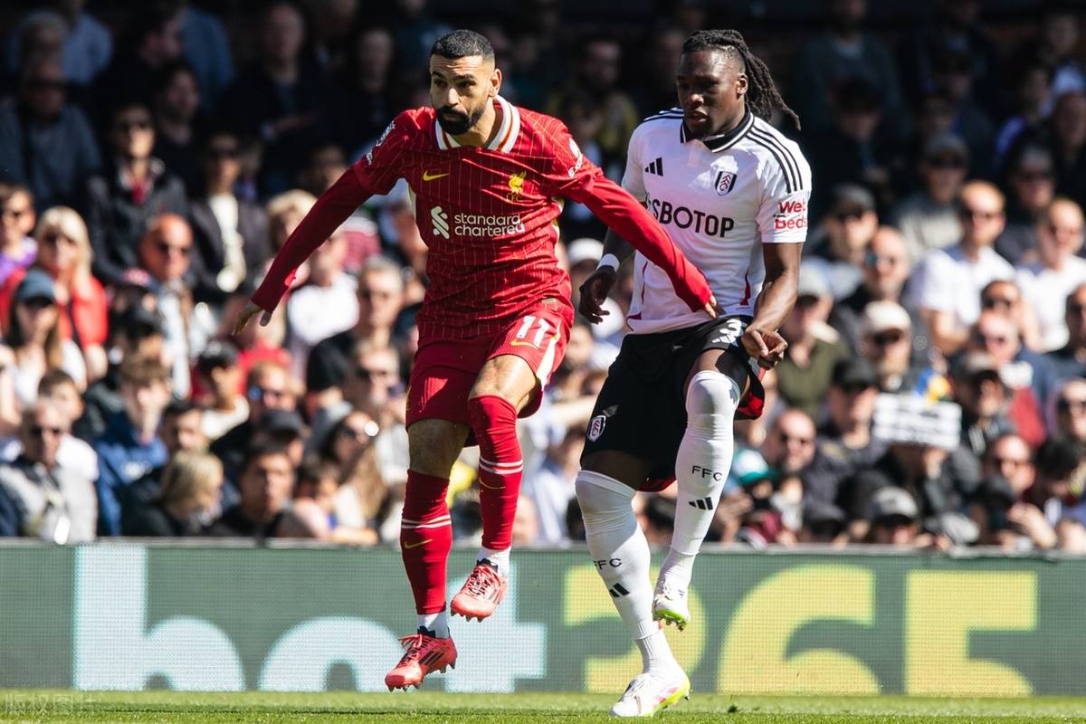 爱游戏在线-利物浦核心球员体能恢复，备战曼联