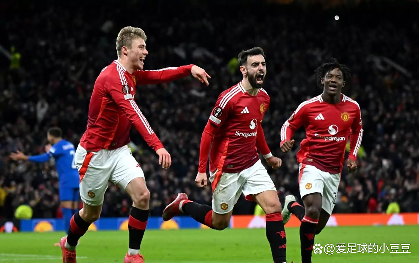 曼联主帅强调团队配合,迎战欧洲劲旅的简单介绍 曼联主帅强调团队配合,迎战欧洲劲旅的简单介绍