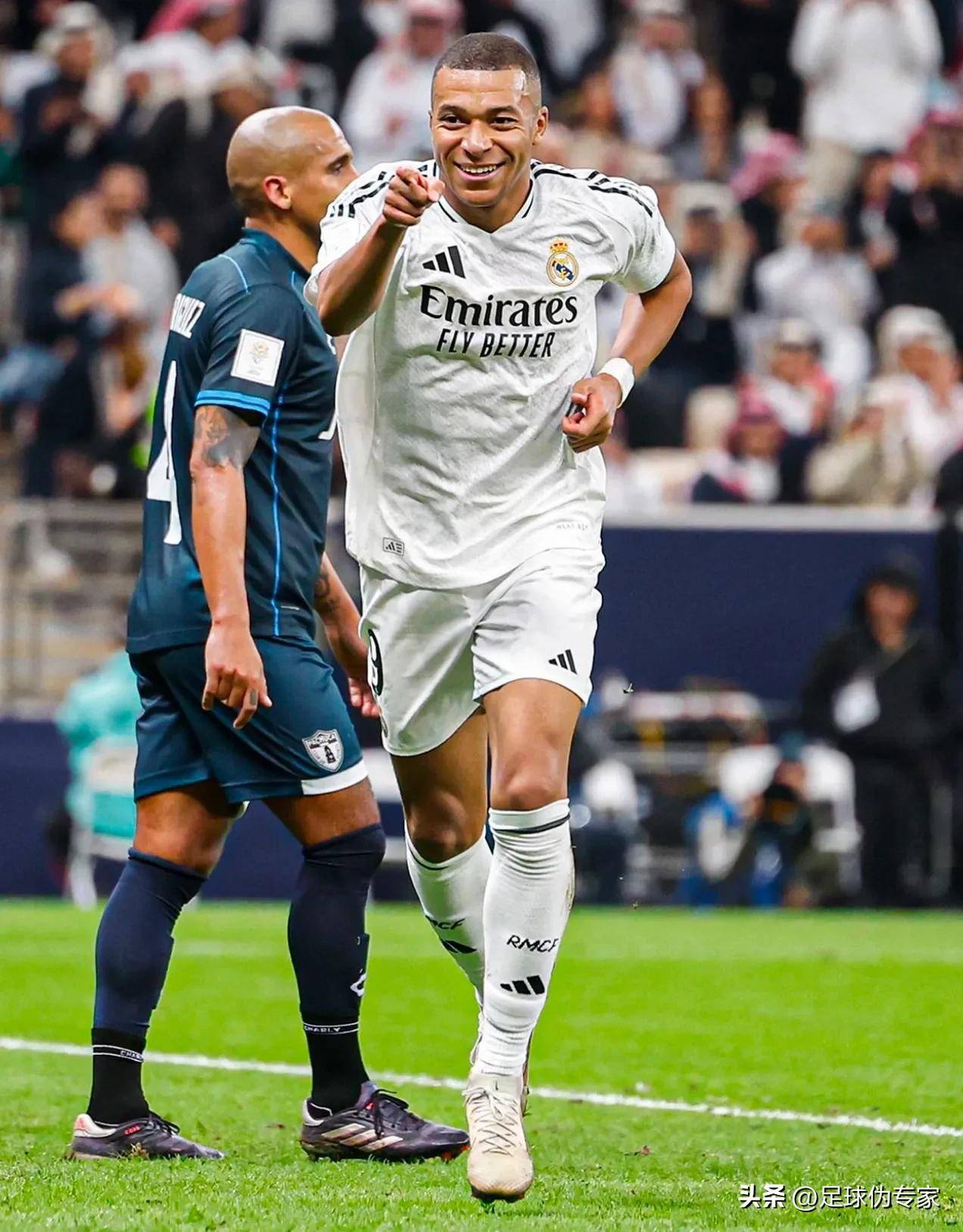 爱游戏官网app-关于皇马球员赛后露笑容，期待更多胜利加冕的信息