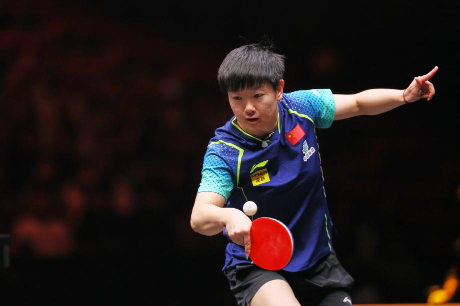 爱游戏活动-青海队大比分胜出，轻松晋级