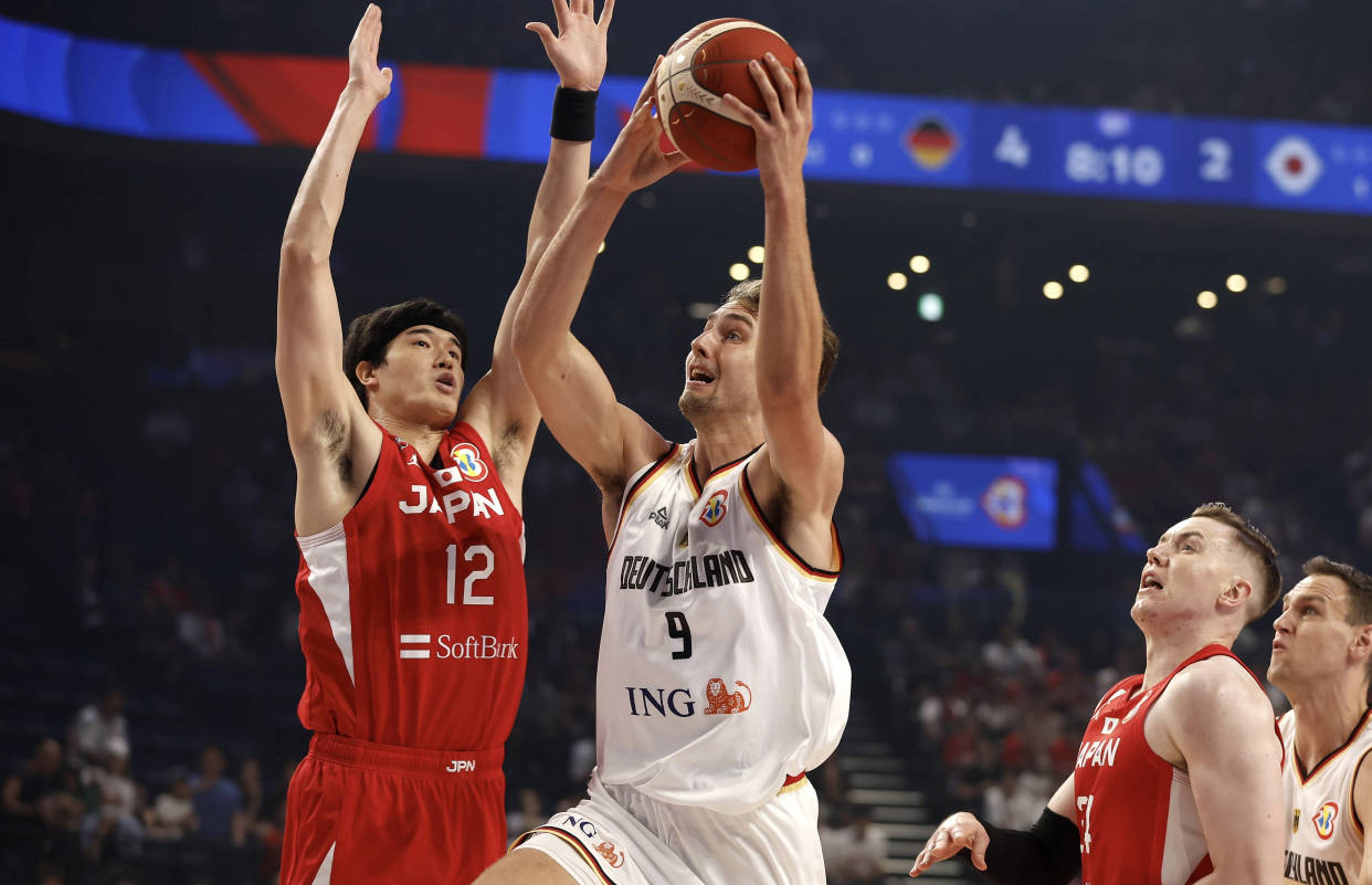 德国篮球联赛迎来新一轮较量,各队实力相近 德国篮球联赛迎来新一轮较量,各队实力相近