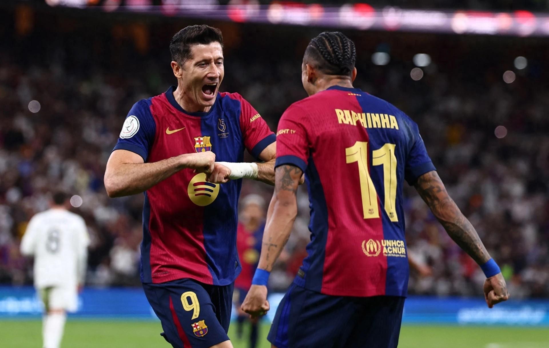 爱游戏教练-西班牙联赛：巴塞罗那主场大胜皇家马德里