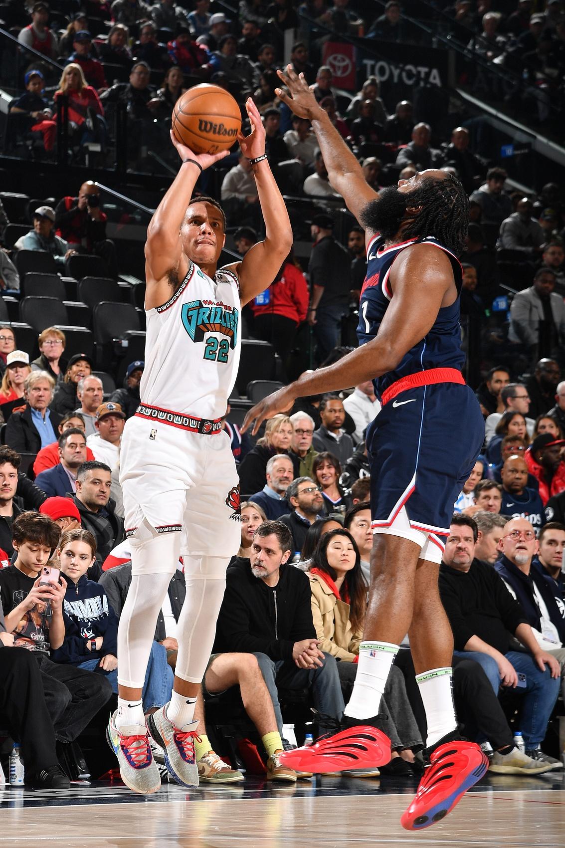 爱游戏官网app-快船惨败！灰熊掀翻胜利巨人