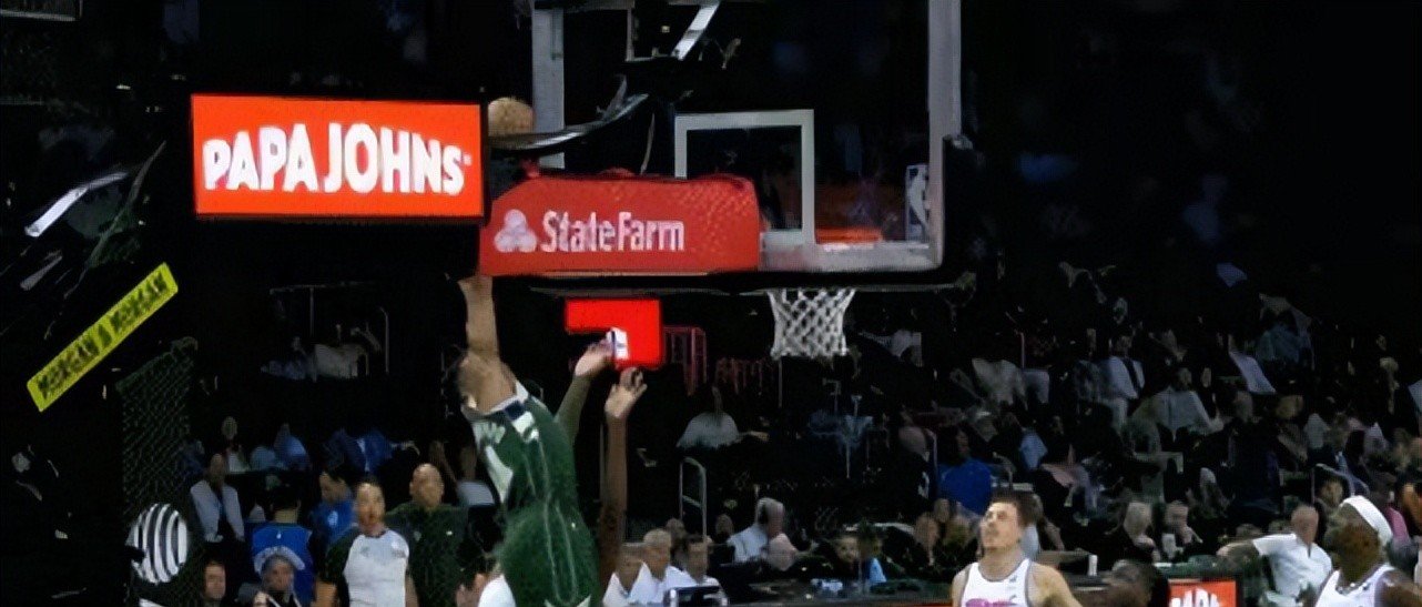 快船惨败!灰熊掀翻胜利巨人 快船惨败!灰熊掀翻胜利巨人