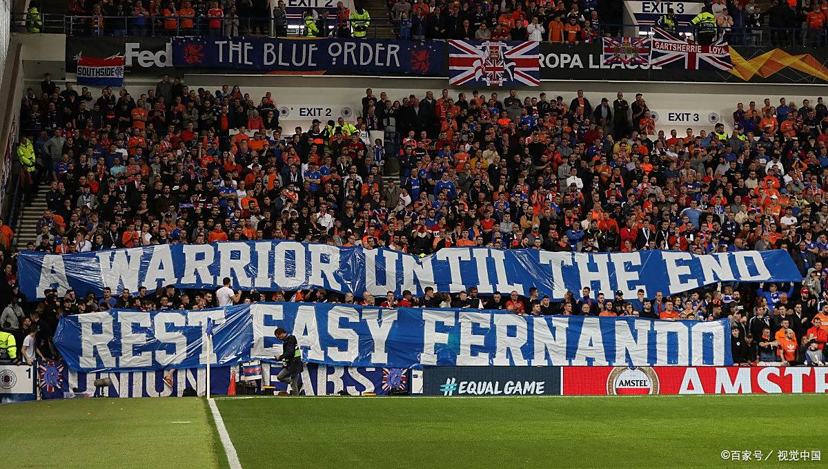 巴塞罗那球迷对球队表现给予热情支持的简单介绍 巴塞罗那球迷对球队表现给予热情支持的简单介绍