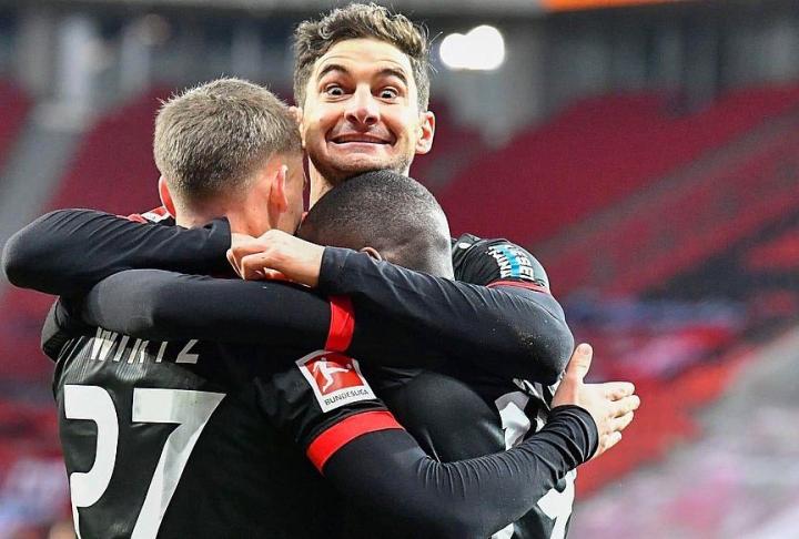 爱游戏官网登录网址-拉齐奥客场不敌萨索洛，科雷亚突破传射得分的简单介绍