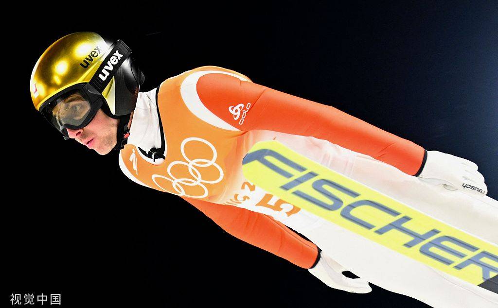 奥地利选手在滑雪比赛中再次夺冠 奥地利选手在滑雪比赛中再次夺冠