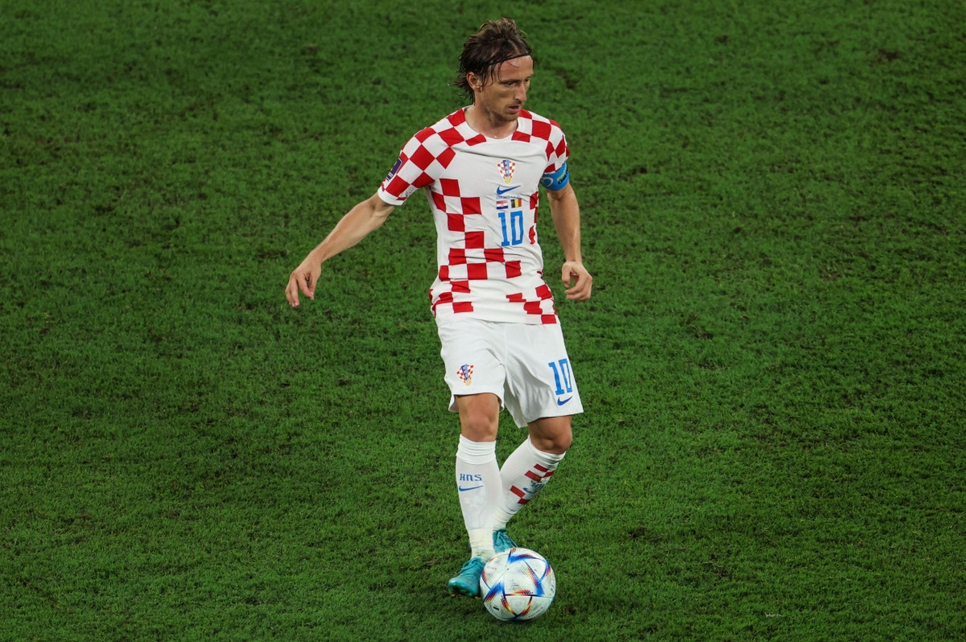 包含克罗地亚国脚莫德里奇表现不佳,遭到批评与质疑的词条 包含克罗地亚国脚莫德里奇表现不佳,遭到批评与质疑的词条