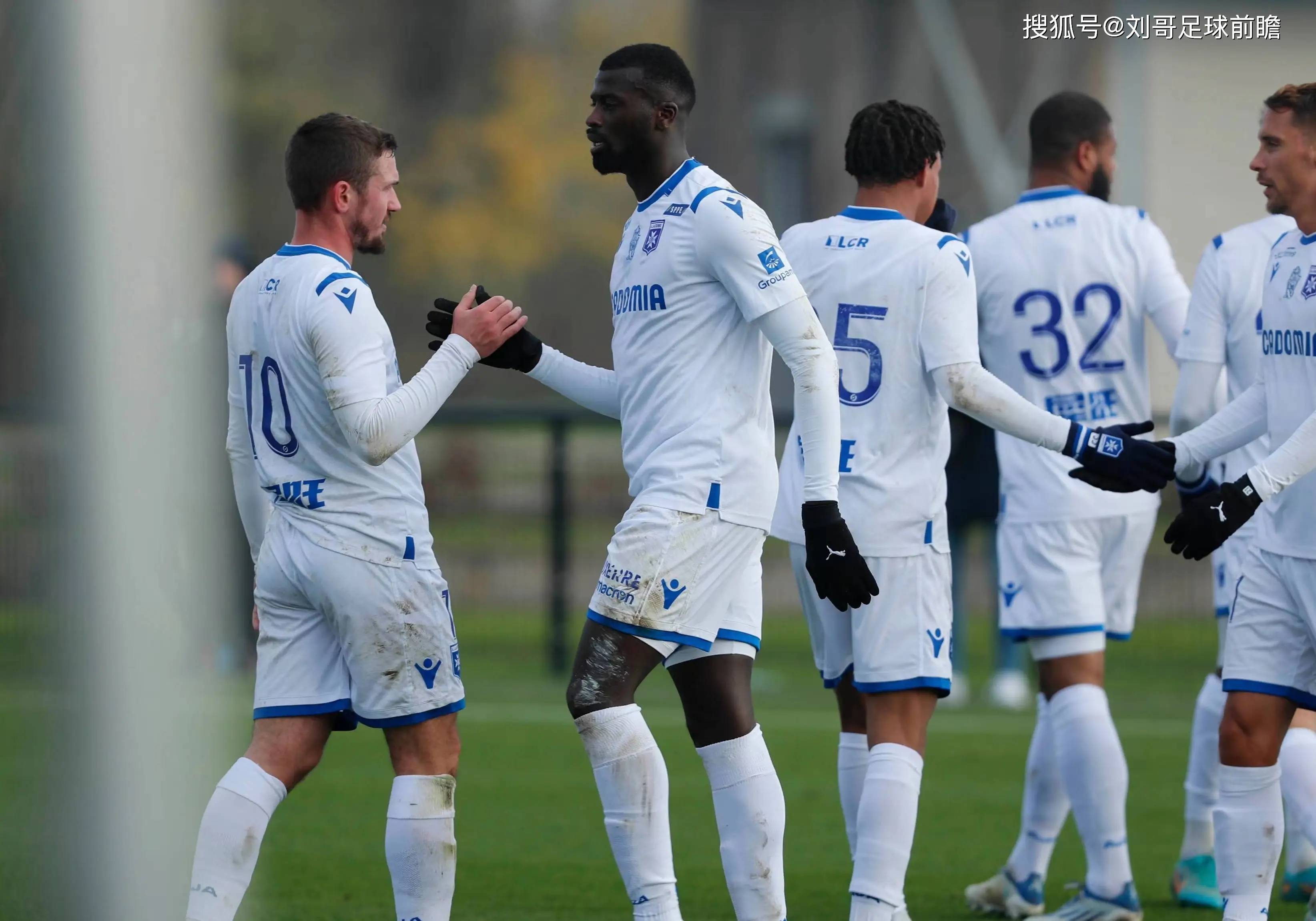 卡昂主场遭遇失利,积分下滑的简单介绍 卡昂主场遭遇失利,积分下滑的简单介绍