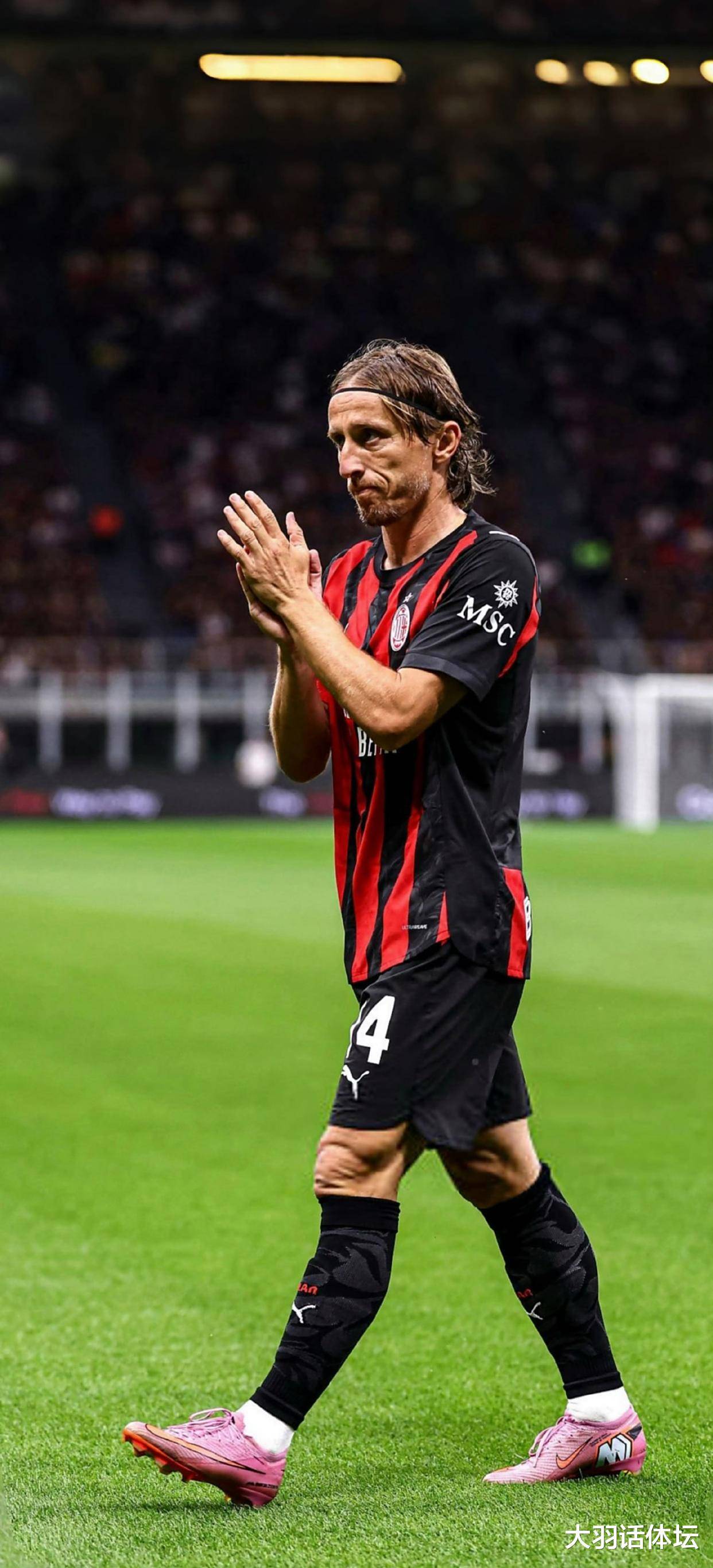 爱游戏登录入口-AC米兰目前正密切关注两名中场球员的引援进展