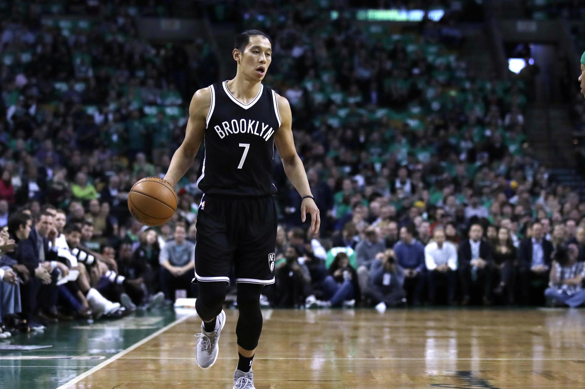 包含林书豪突破个人助攻纪录，创造出色表现的词条